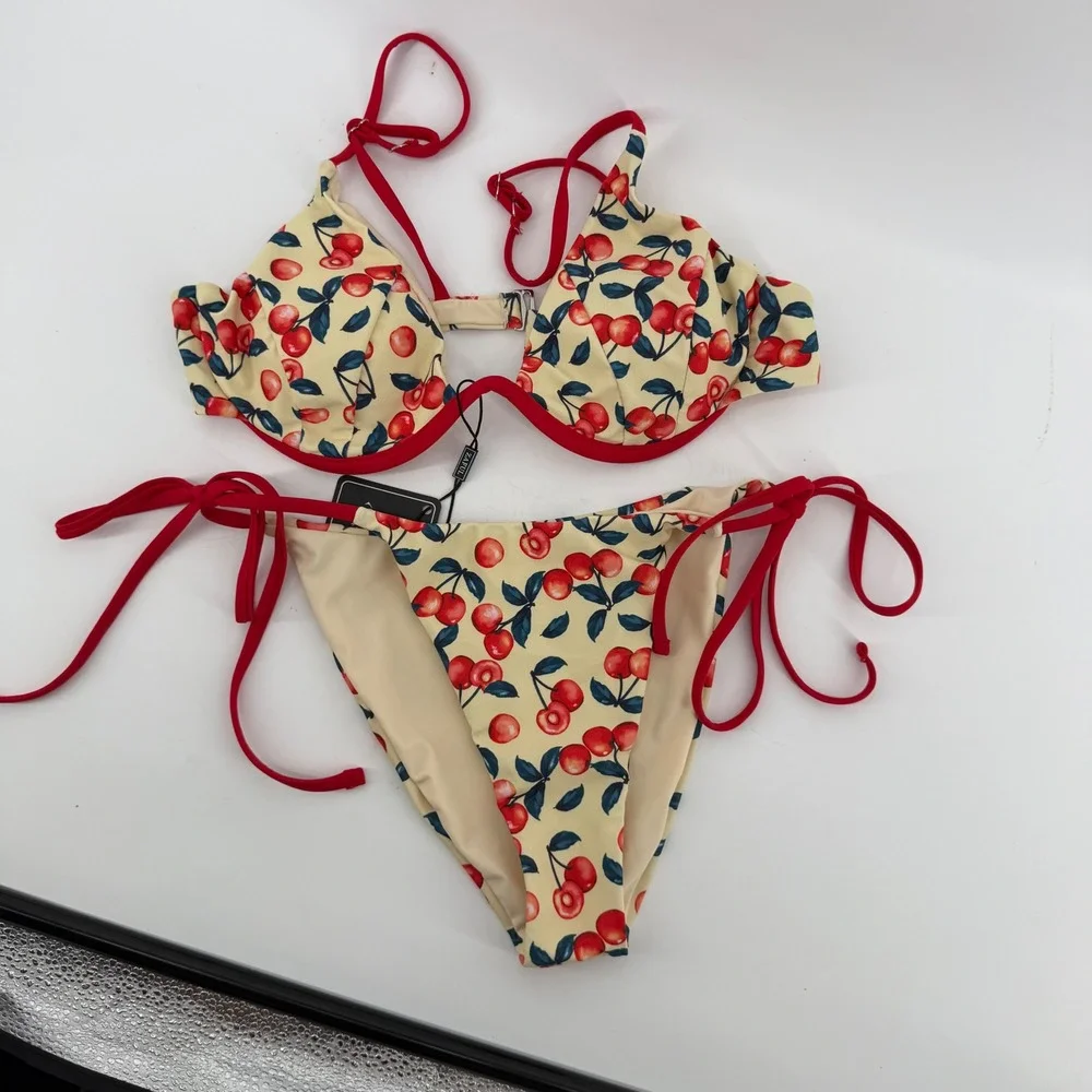 ZAFUL Women Cherry Print Underwire Bikini Set Cream Red Size Medium NEW